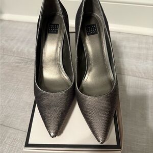 White House Black Market Textured Gray Heels - Gracelynn Hermatite, Size 8